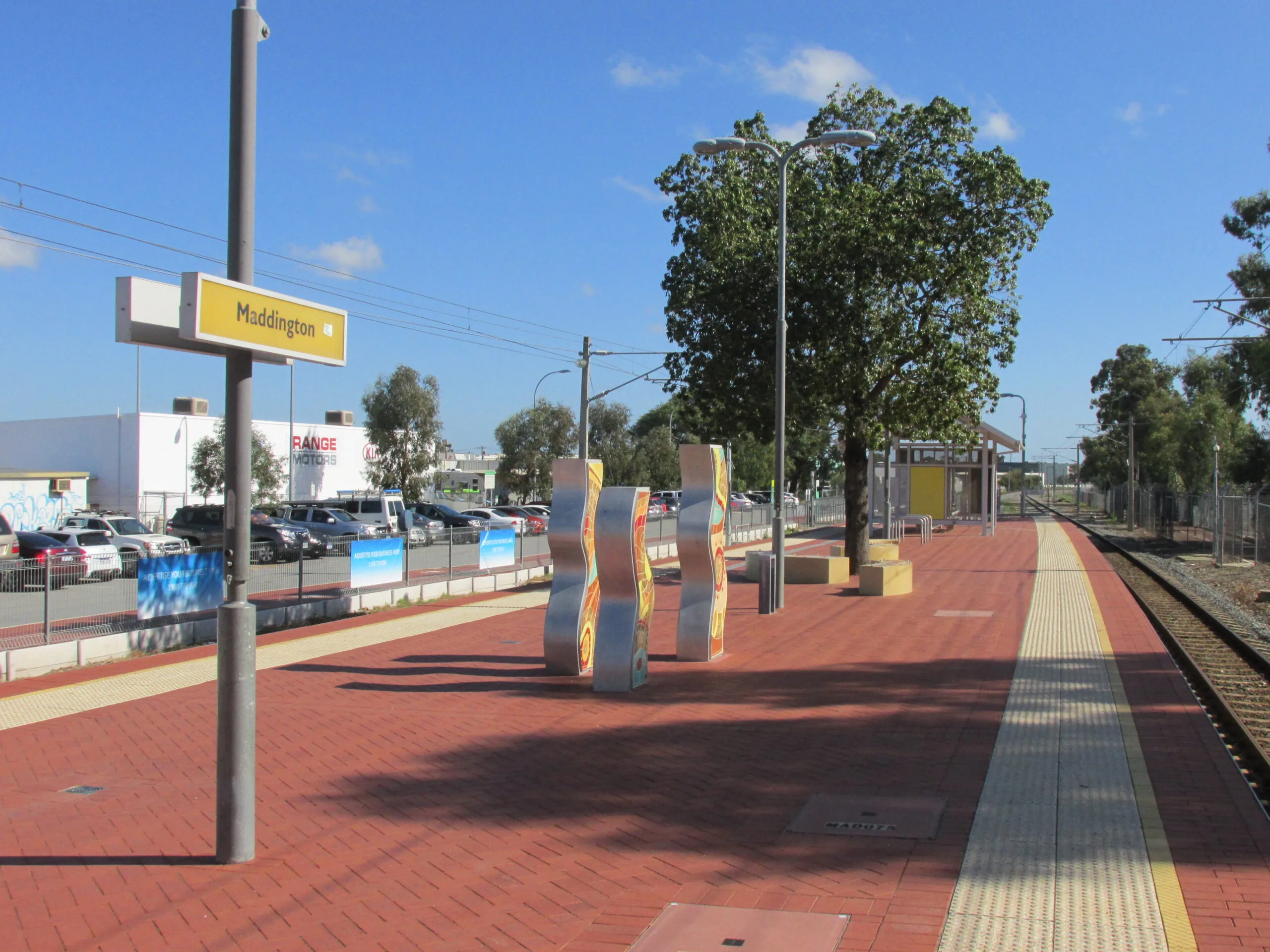 maddington-perthnovataxi-02